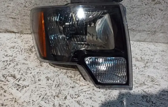 Ford F150 Headlight/headlamp AL34-13005-B