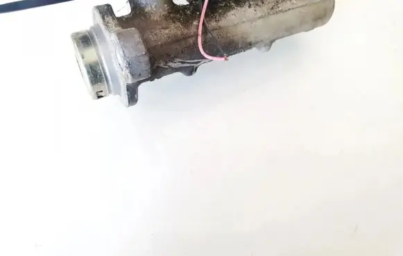 Master brake cylinder