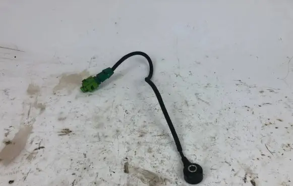 Audi A4 S4 B8 8K Detonation knock sensor 06E905377A