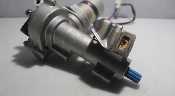 Toyota Corolla E120 E130 Power steering pump 