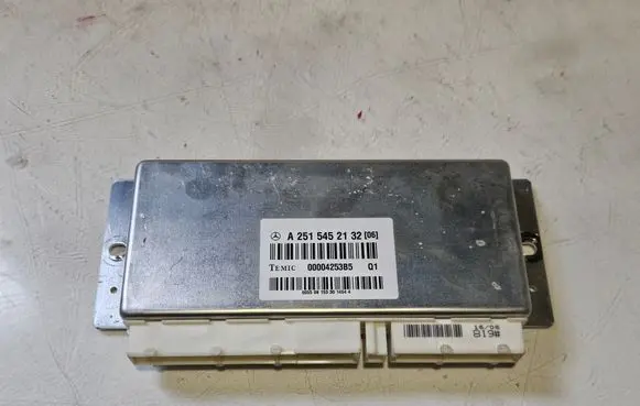 Mercedes-Benz R W251 Suspension control unit/module A2515452132