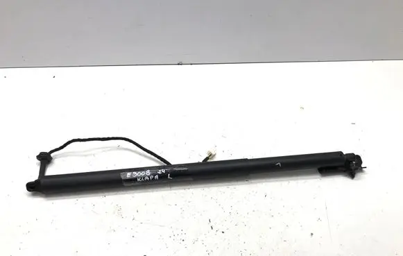 Peugeot 3008 III Tailgate/trunk/boot lift motor 9843298380