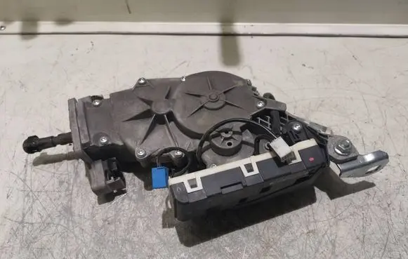 Mercedes-Benz GLK (X204) Tailgate/trunk/boot lift motor A2128201842 921983101