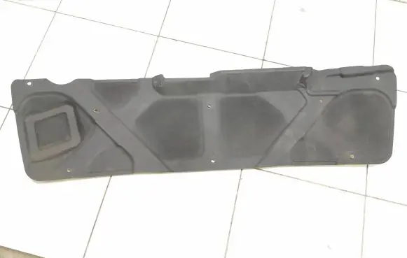 Mitsubishi Grandis Engine bonnet/hood sound/heat insulation 