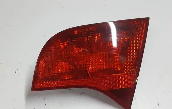 Audi A4 S4 B7 8E 8H Tailgate rear/tail lights 8E9945094XAUTOPX 8E9945094