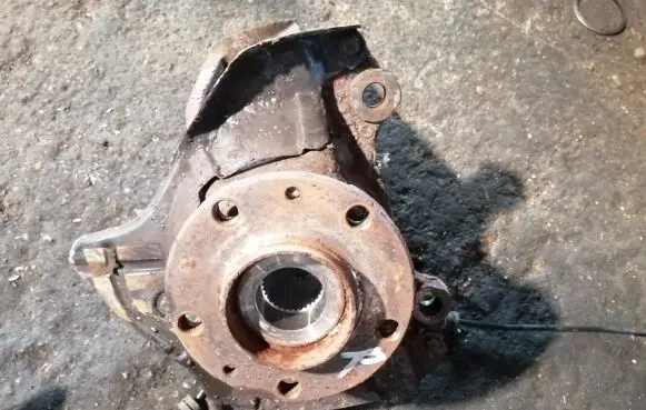 Citroen Jumper Front wheel hub 