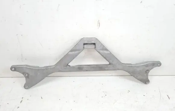 Other engine bay part