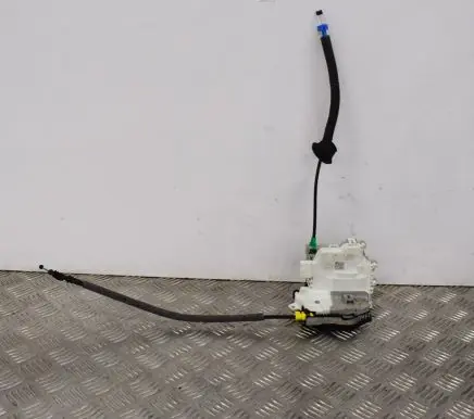 Audi A5 Rear door lock 8X0839015C