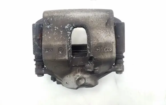 Mercedes-Benz E W212 Front brake caliper A2044212481