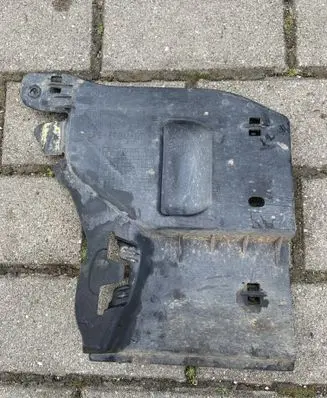 Audi A3 S3 8V Other under body part 5Q0825272A