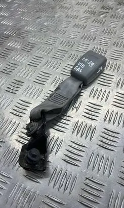 Hyundai Santa Fe Middle seatbelt buckle (rear) 