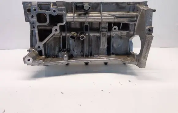 Renault Megane IV Engine block 110113673R