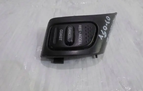 Jeep Grand Cherokee (WJ) Steering wheel buttons/switches 