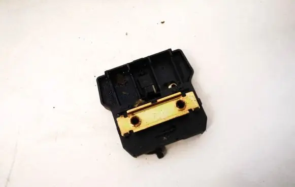 Opel Zafira A Seat back rest lock catch 90589003 90589003D