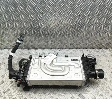 Land Rover Range Rover Sport L461 Intercooler radiator J6P36K775BE N6P36L726AB