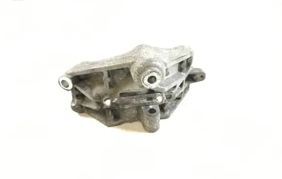 Chevrolet Camaro Generator/alternator bracket 12612734