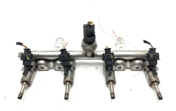 Peugeot 308 Fuel main line pipe V7568051
