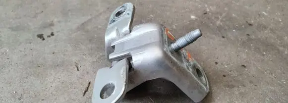 Ford Fiesta Rear door lower hinge 156AHD4E