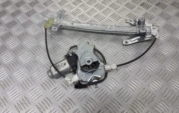 Nissan Primera Rear door window regulator with motor 400601T2