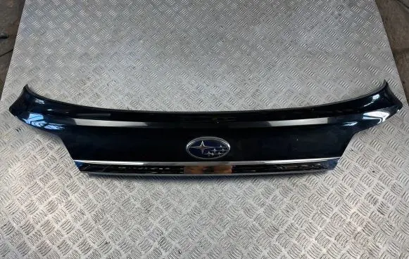 Subaru Outback Tailgate trim 91112AJ050
