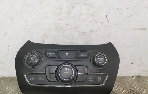 Jeep Cherokee Climate control unit 68249516AA