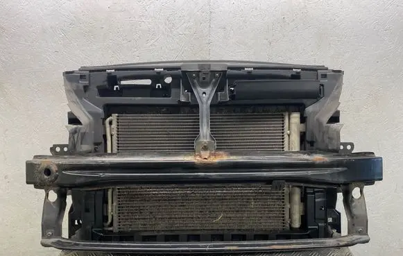 Volkswagen Touran II Radiator set 1K0010328J 1K0820411N 1K0121251CL