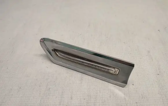 BMW 7 F01 F02 F03 F04 Front fender indicator light 63137203371