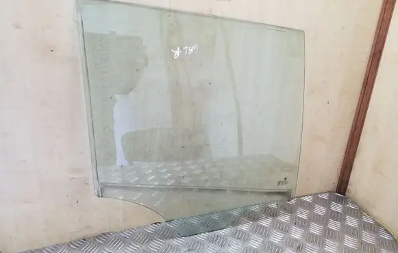 BMW X1 E84 Rear door window glass