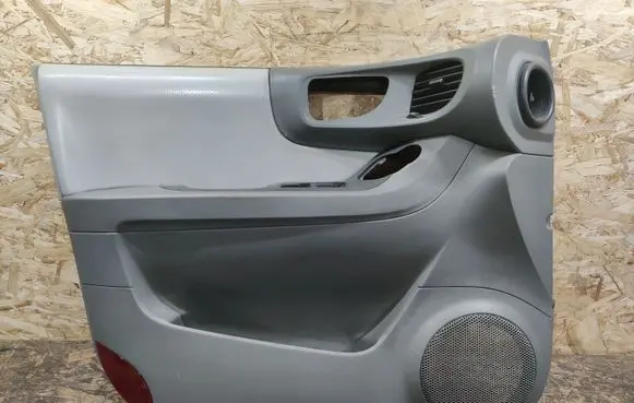 Hyundai Santa Fe Front door card panel trim 8230126044YH 8231026000