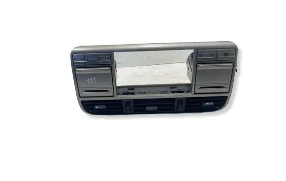 Nissan X-Trail T30 Radio/GPS head unit trim E5715161500