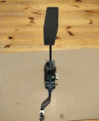 Opel Astra G Accelerator throttle pedal 90571745