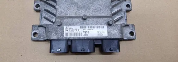 Ford Fiesta Engine control unit/module AV2112A650CB