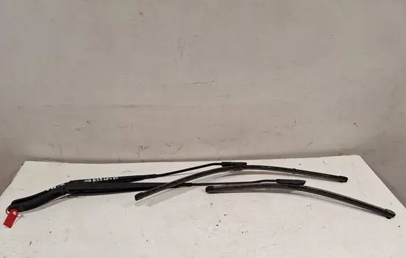 Peugeot Expert Front wiper blade arm 9808465480