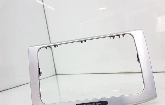 Volkswagen PASSAT B6 Radio/GPS head unit trim 3C0858069P 3C0919234A