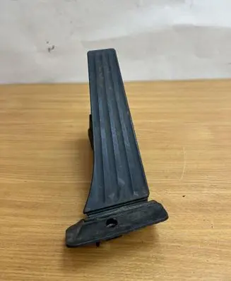 BMW X5 E70 Accelerator throttle pedal 25916010 D5294