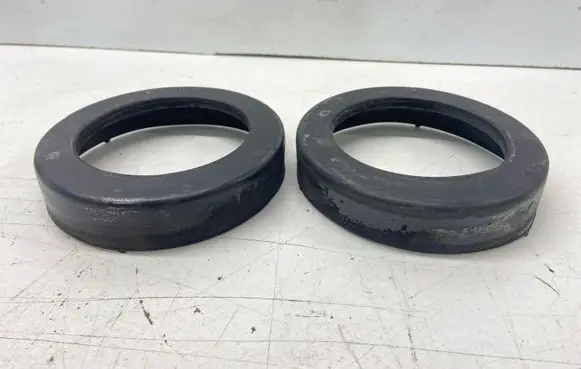 Mercedes-Benz 250 280 C CE W114 Rear coil spring rubber mount A1153252244 1153252244