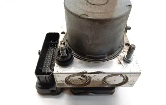 Peugeot 208 ABS Pump 9836682680