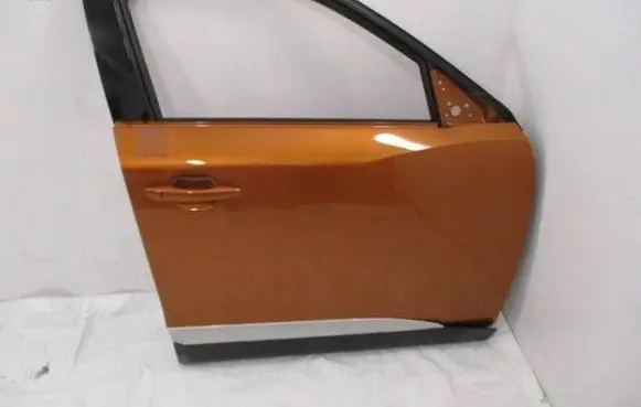 Peugeot 2008 II Front door 