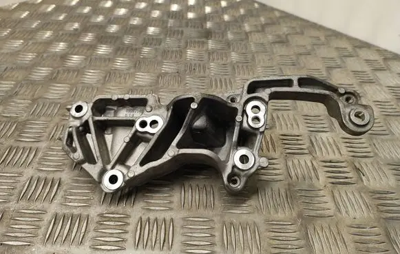 Peugeot 308 Generator/alternator bracket 9809714680