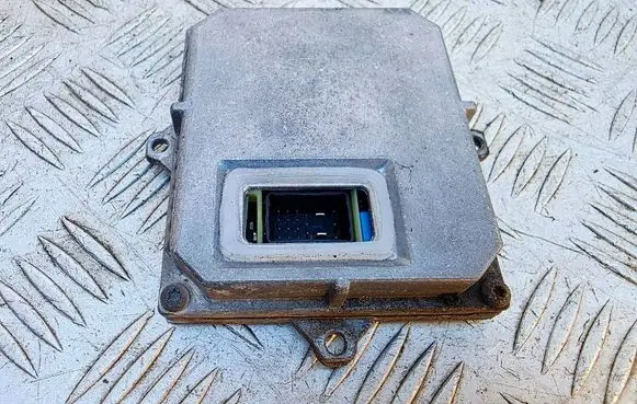 Mercedes-Benz CLK A209 C209 Xenon control unit/module 1307329072