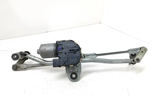 Audi Q3 8U Front wiper linkage and motor 8U1955119 1132074194 1397220615