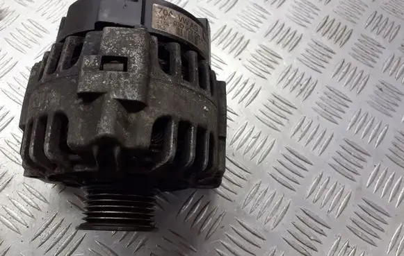 Skoda Fabia Mk1 (6Y) Generator/alternator 03D903025H