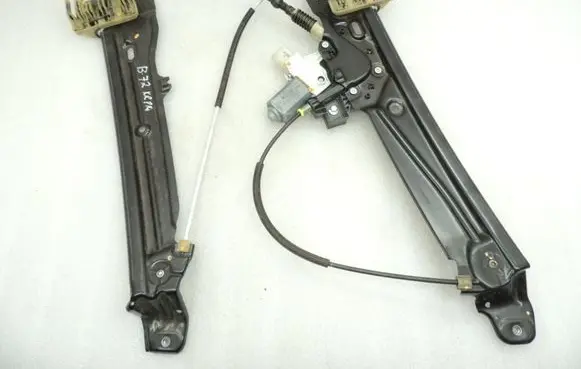 BMW 5 F10 F11 Front door window regulator with motor 51337271563 7271563