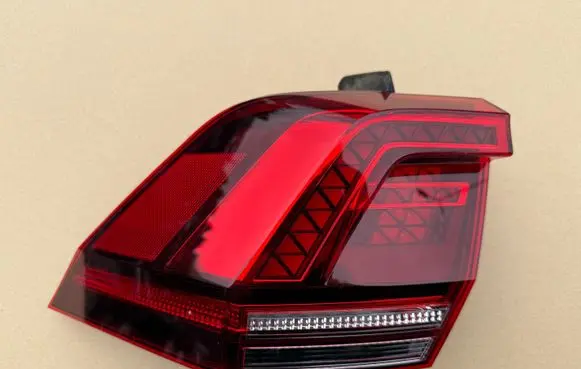 Volkswagen Tiguan Rear/tail lights 2SD01252101 5NA945207F