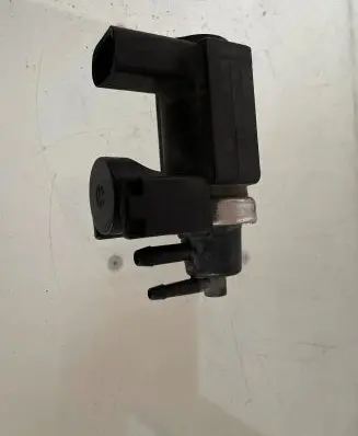 Audi A6 S6 C6 4F Turbo solenoid valve 059906628A 05T235 72290315
