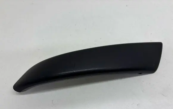 Skoda Octavia Mk2 (1Z) Rear door handle trim 1Z0868538