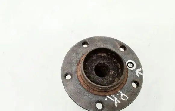 BMW 6 E63 E64 Front wheel hub