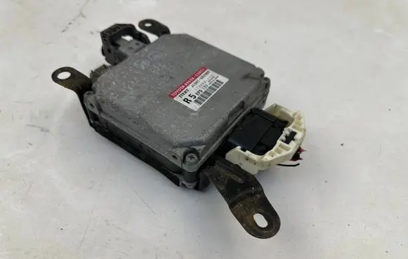 Lexus IS 220D-250-350 Power steering control unit/module 8965053051 JL501002480 1129004301