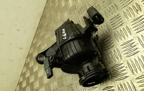 Volvo XC60 Intake resonator 32324079