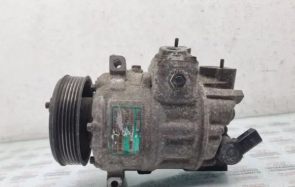 Volkswagen Golf Plus Air conditioning (A/C) compressor (pump) 1K0820803Q